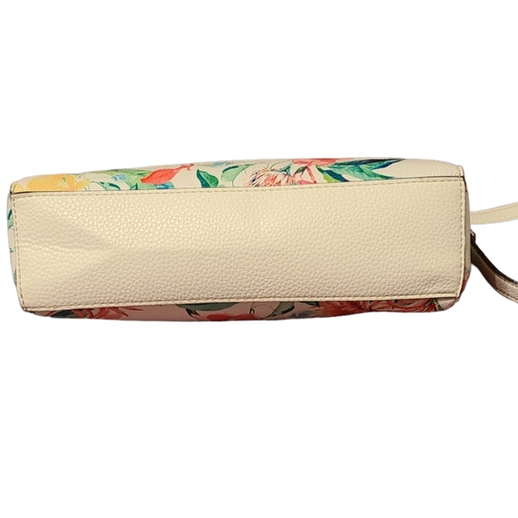 Liz Claiborne Crossbody - Picture 8 of 16